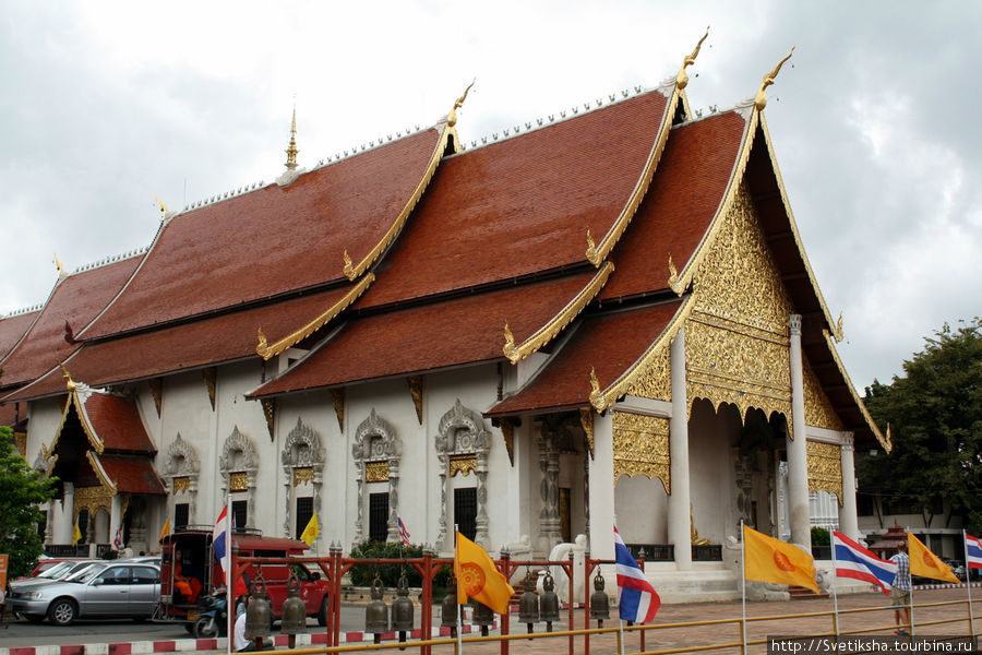 Ват Чеди Луанг - Храм Большой ступы Чиангмай, Таиланд