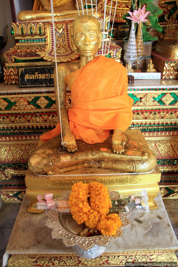 Золотой монах Аюттхая, Таиланд