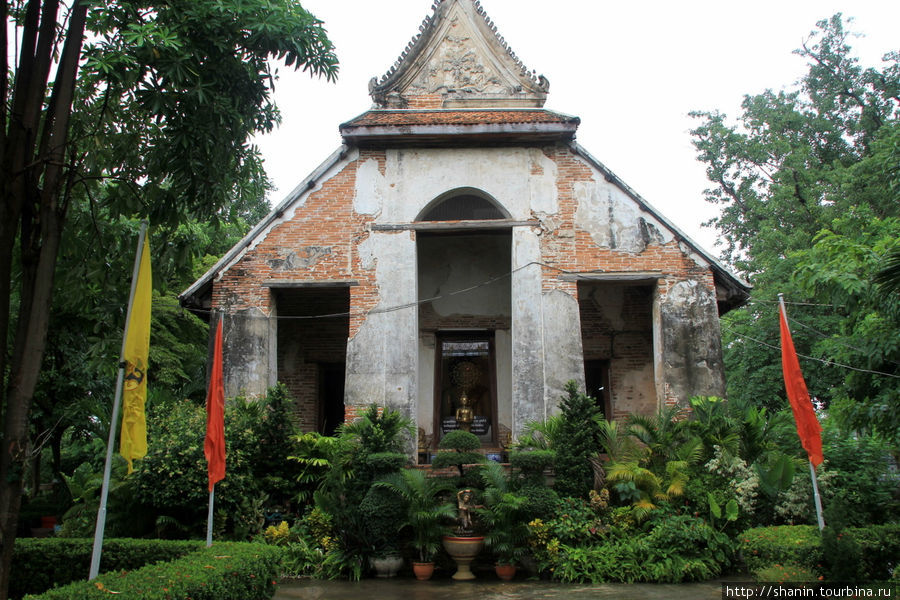 Главный храм, Ват Мае Нанг Плуем в Аюттхае Аюттхая, Таиланд