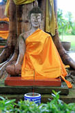 Будда в монашеской робе, Ват Мае Нанг Плуем в Аюттхае