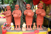 Глиняные монахи,  Ват Такаронг в Аюттхае