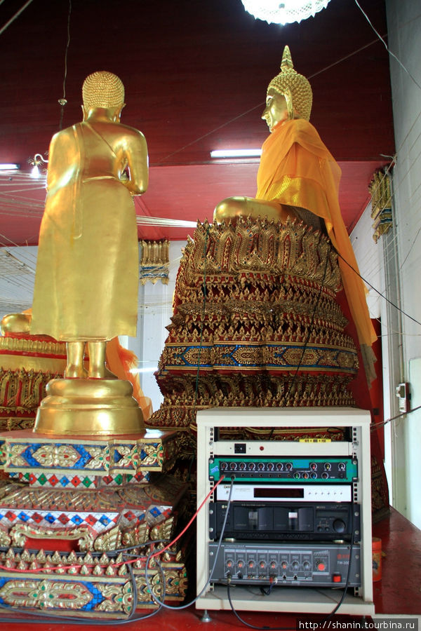 Будды, Ват Прадисатхан в Аюттхае Аюттхая, Таиланд