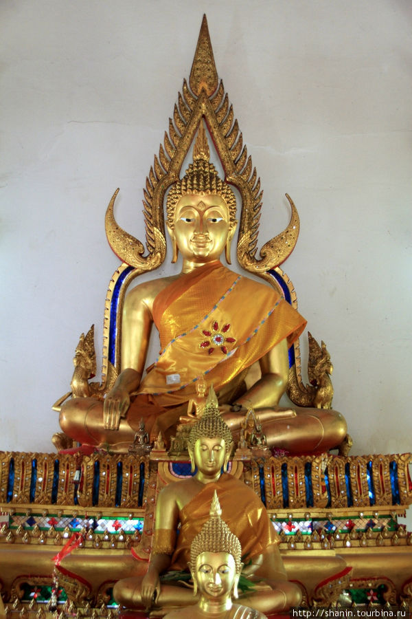 Будда, Ват Чоенг Тха в Аюттхае Аюттхая, Таиланд