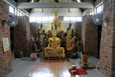 Будда в храме,  Ват Пхутхао Тхонг в Аюттхае