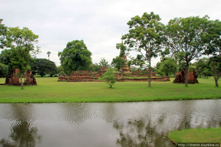 Парк Суан Сомдет Пхрасинакхарин Аюттхая, Таиланд
