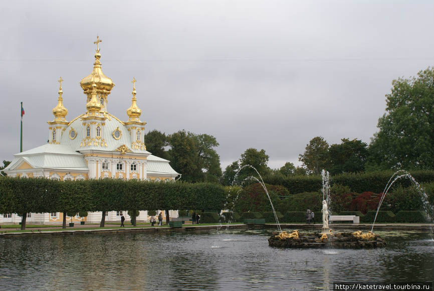 Торжество Петергофа Санкт-Петербург, Россия