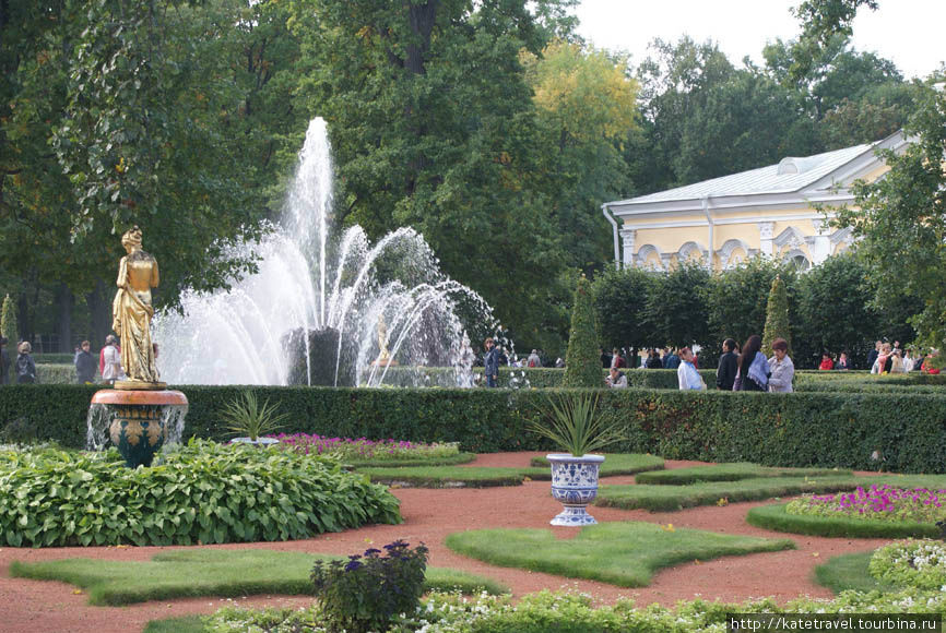 Торжество Петергофа Санкт-Петербург, Россия