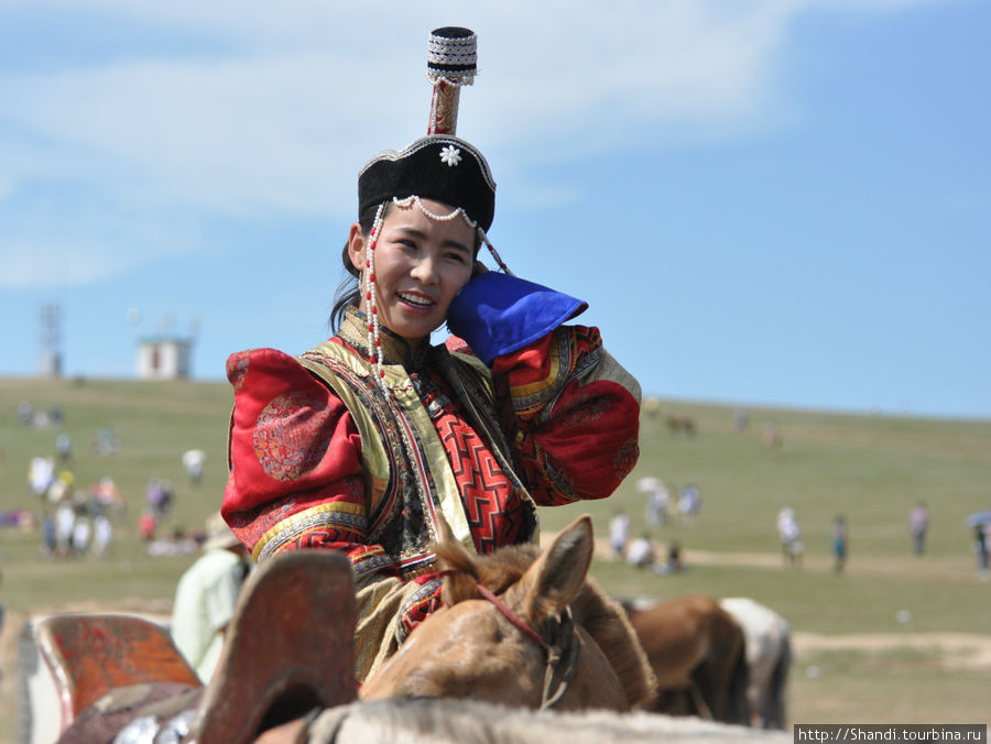Монголия самое главное. Монголия Улан Батор. Монголы Улан Батор. Монголия столица Улан Батор. Юрточные районы Улан-Батора.