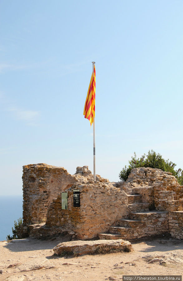 Остатки крепости Багур Бегур, Испания