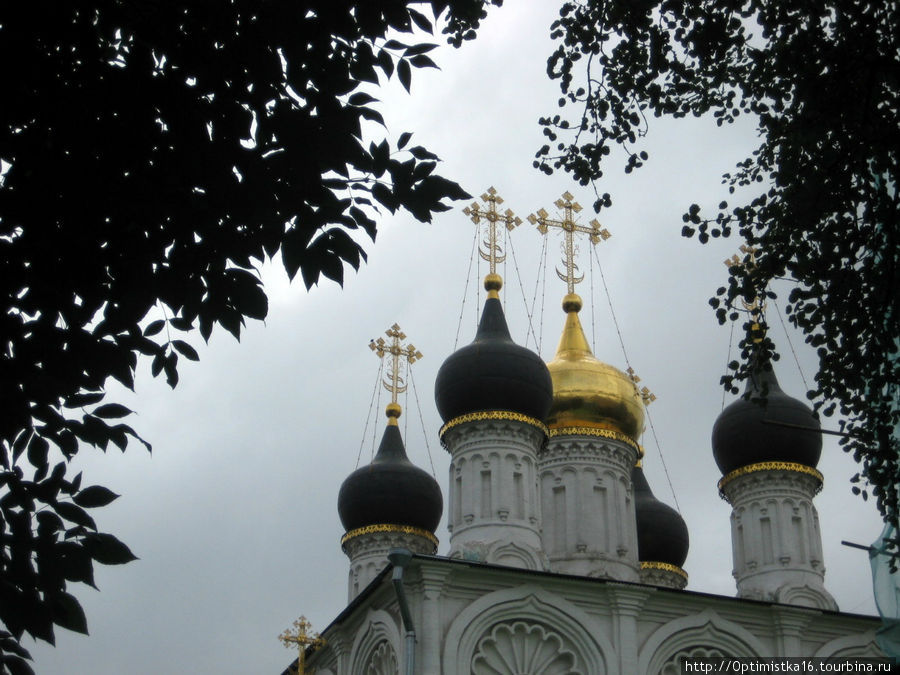 Арбат: от Смоленской до Арбатской в начале сентября 2011г. Москва, Россия