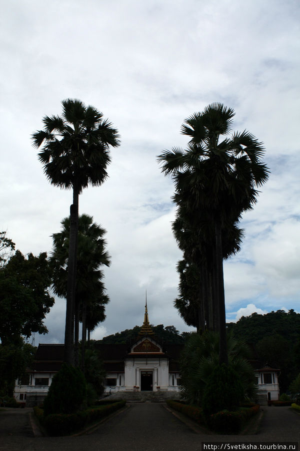Королевский дворец в Луангпрабанге Луанг-Прабанг, Лаос