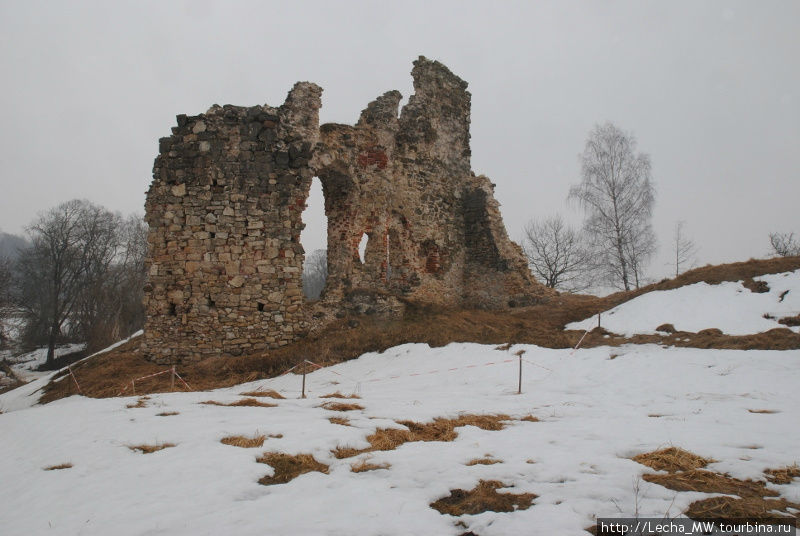 Развалины Айзкраукле Лудза, Латвия