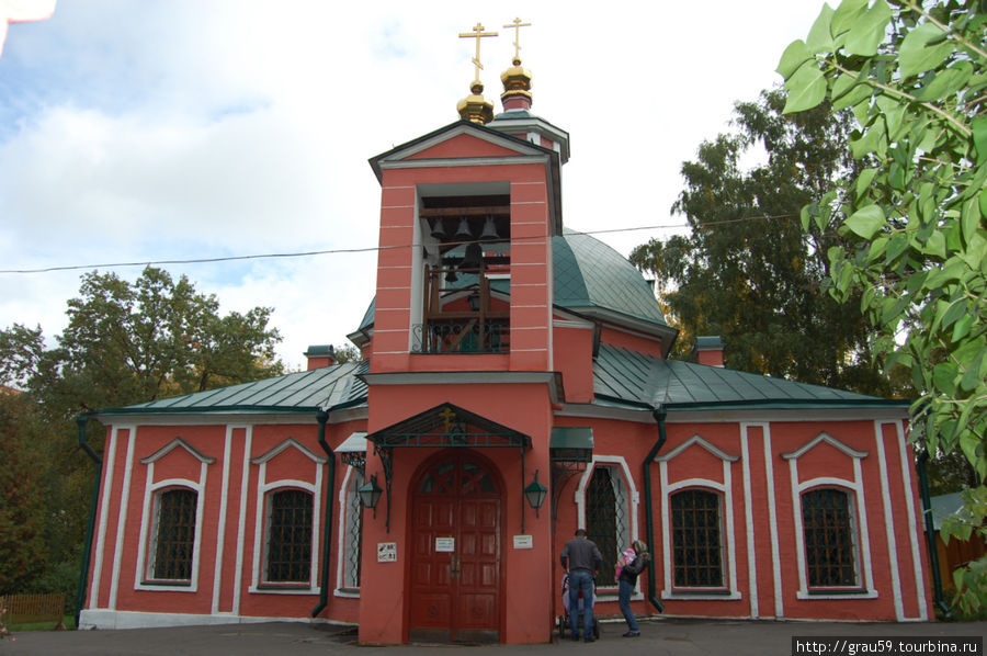 Храм Святой Троицы в Воронцово Москва, Россия