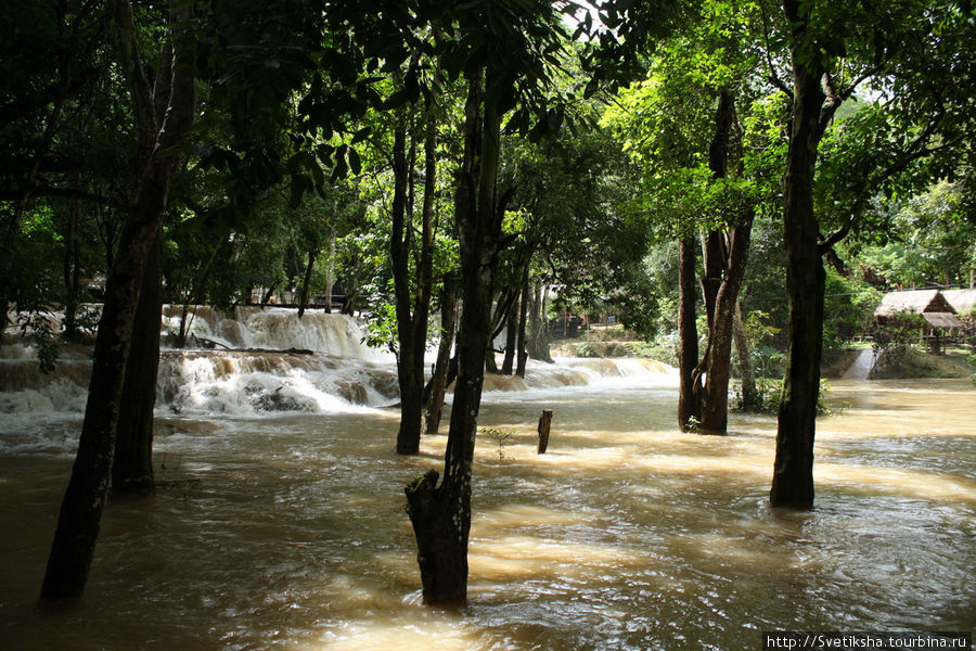 Водопад Тад Сэ Провинция Луангпрабанг, Лаос