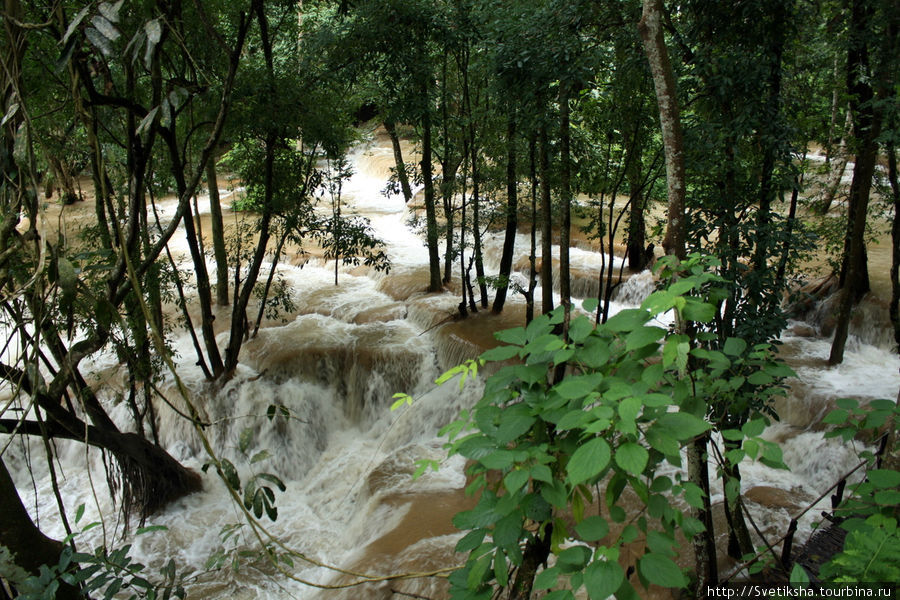 Водопад Тад Сэ Провинция Луангпрабанг, Лаос