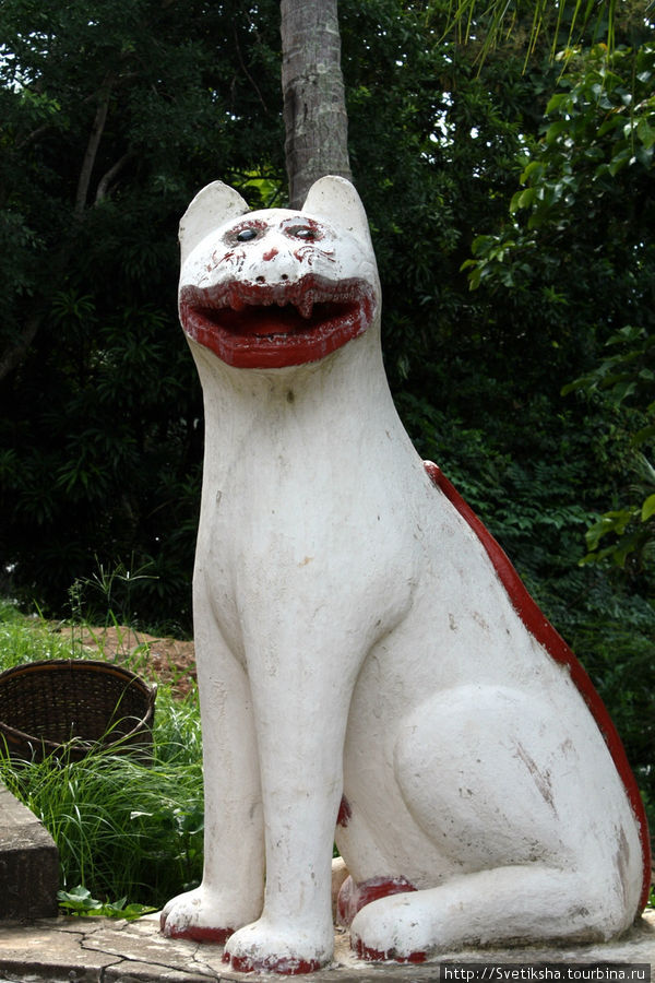 Королевская столица - город Луангпхабанг Луанг-Прабанг, Лаос