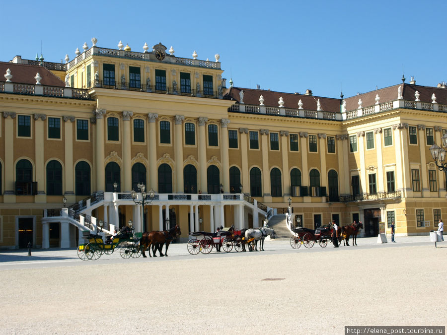 Дворец и парк Шёнбрунн Вена, Австрия