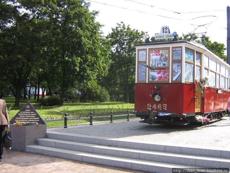 На пр. Стачек, у трамвайного парка им. Котлякова Санкт-Петербург, Россия