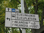 На финском и шведском языках — указатели, названия улиц
