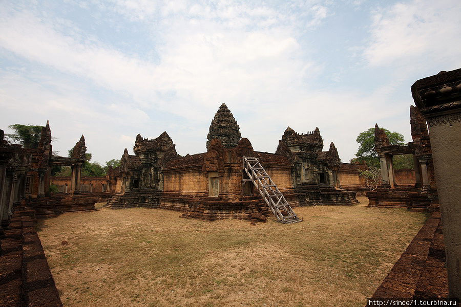 Храмы Ангкора. Бантеай Самре. Ангкор (столица государства кхмеров), Камбоджа
