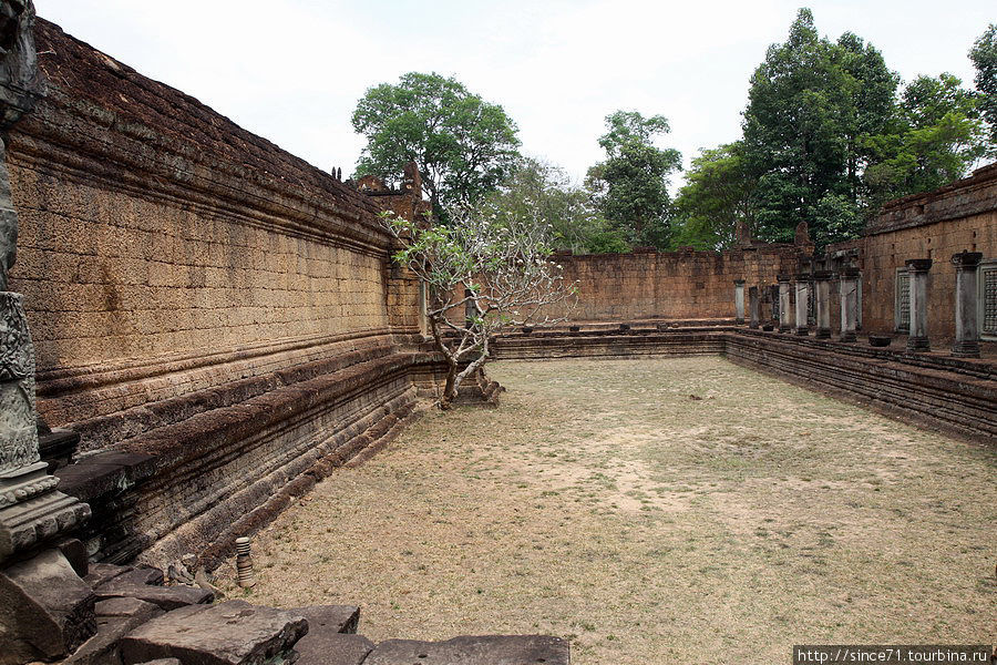 Храмы Ангкора. Бантеай Самре. Ангкор (столица государства кхмеров), Камбоджа