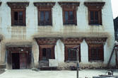 Тибетский дом. Я в нем ночевала.