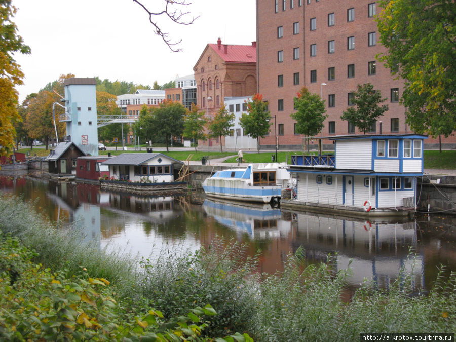 Некоторые упсальцы, не имея постоянного жилья, обитают на пароходах Уппсала, Швеция