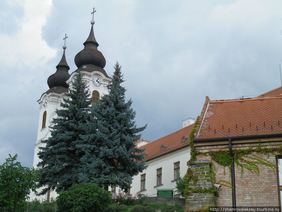 Старинное аббатство Тихань, Венгрия