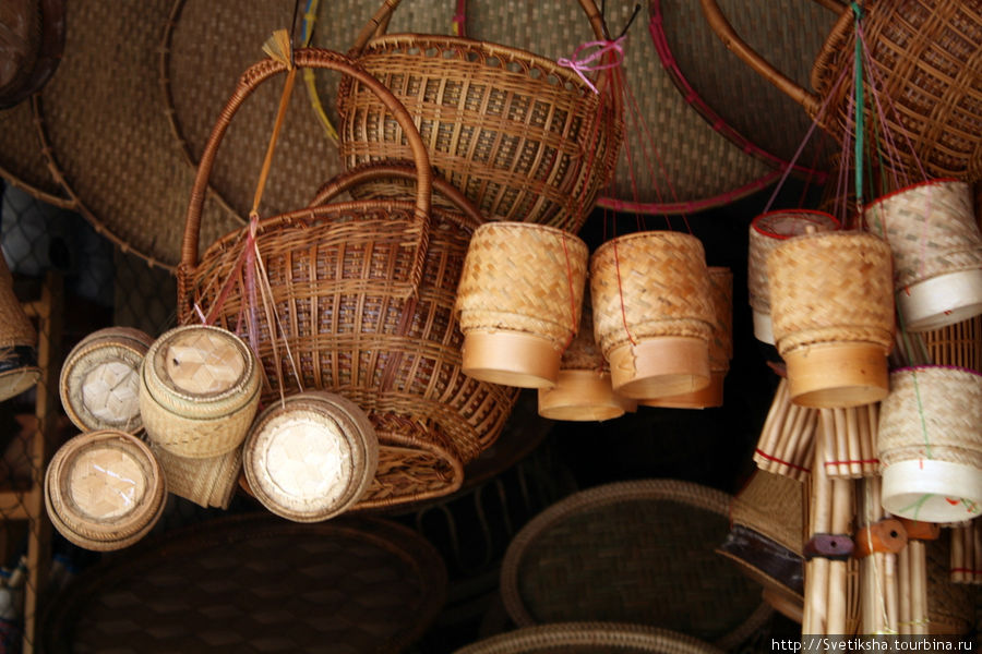 Корзины местного производства Пхонсаван, Лаос