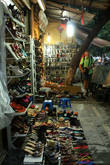 Торговая точка на улице обувных дел мастеров в центре города