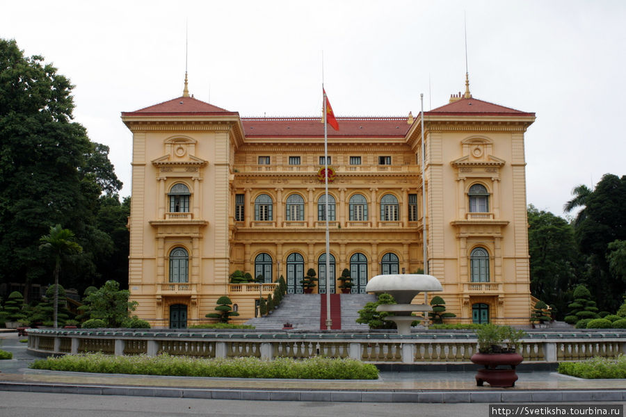 Королевский дворец Ханой, Вьетнам