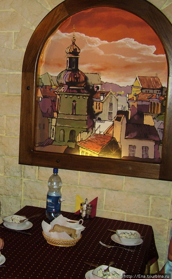 Сочи-2006. Обед в пивном ресторане Сочи, Россия