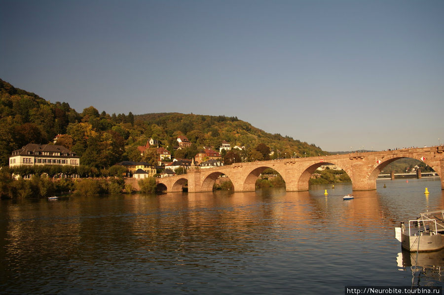 Осень на мосту Гейдельберг, Германия