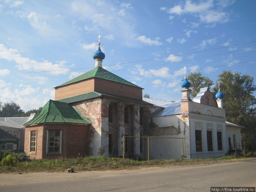 Никольская церковь весьма необычна по архитектуре Гаврилов-Ям, Россия