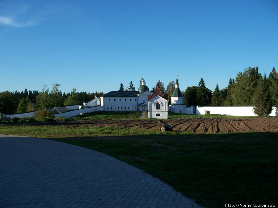 Валдай_Иверский монастырь_Сентябрь 2011 Валдай, Россия