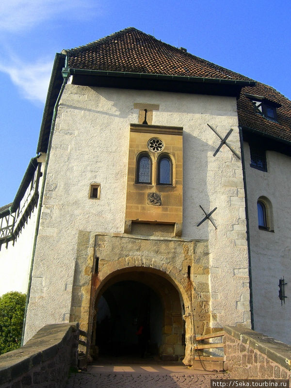 Главный вход в замок Вартбург Айзенах, Германия