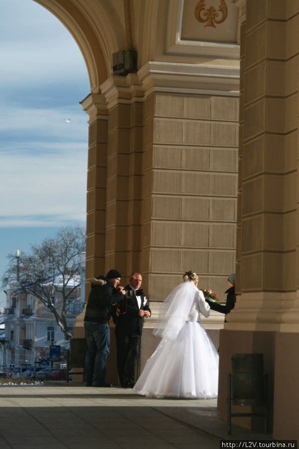 Одесская Опера — традиционное место свадебной фотосъемки Одесса, Украина