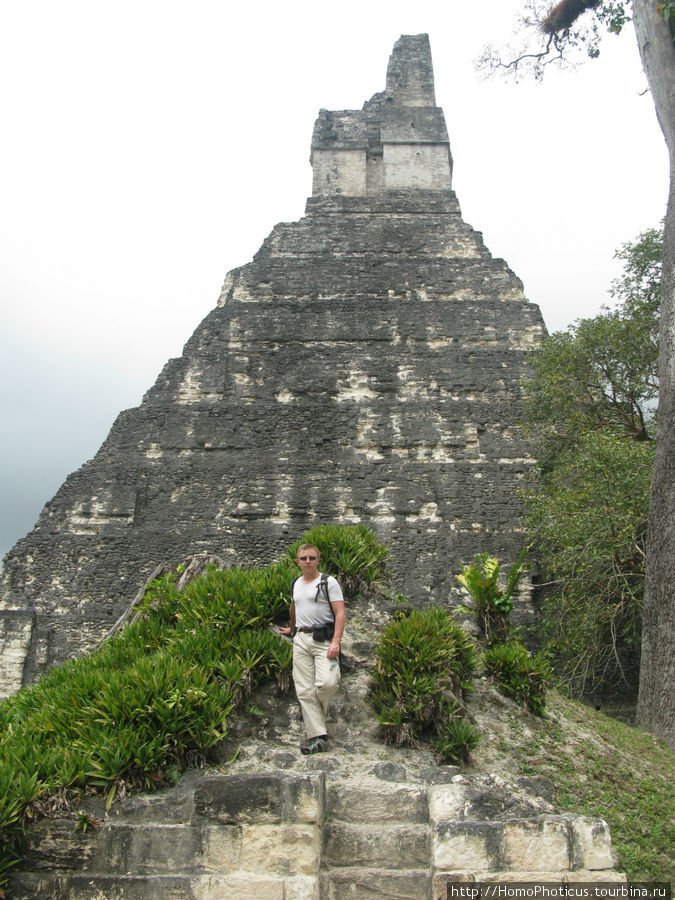 Место, где слышны голоса духов Тикаль Национальный Парк, Гватемала