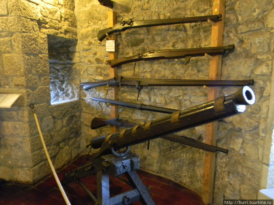 В Честе находится музей стариного оружия Область Сан-Марино, Сан-Марино