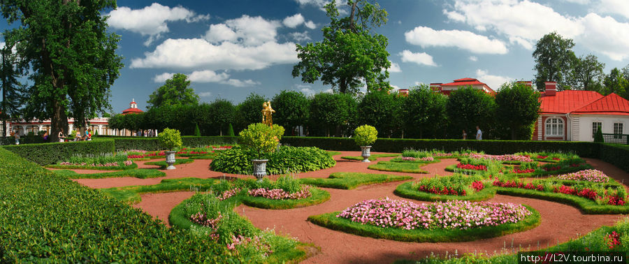 Верхний и Нижний парки, Александрия в цвете, есть панорамы Петергоф, Россия