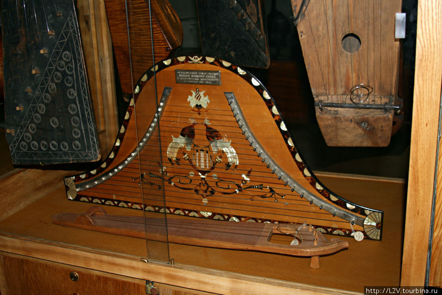 Шереметевский дворец: музей музыкальных инструментов Санкт-Петербург, Россия