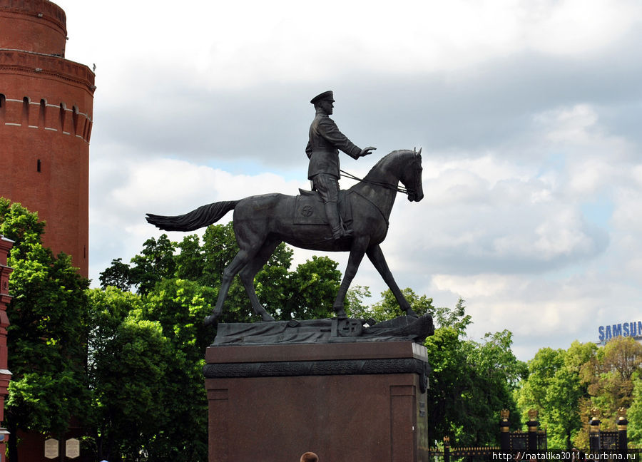 Памятник Жукову Москва, Россия