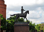 Памятник Жукову