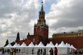 Кремль, идет установка сцены перед концертом. Из-за этого я не увидела мавзолей.