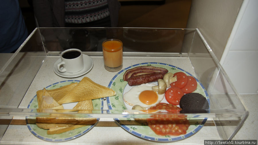 В традиционном английском завтраке ничего не меняется. Ливерпуль, Великобритания
