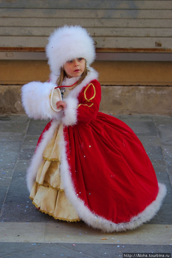 Маленькая София в образе принцессы Анастасии. Венеция, Италия
