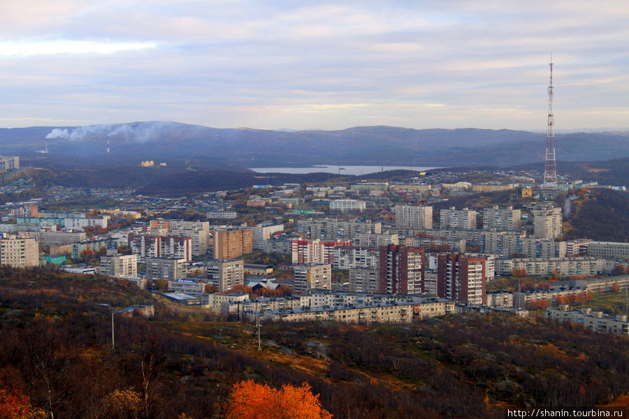 Сопка с метеостанцией Мурманск, Россия