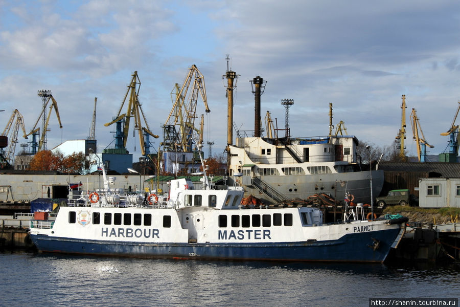 Морской порт Мурманск, Россия