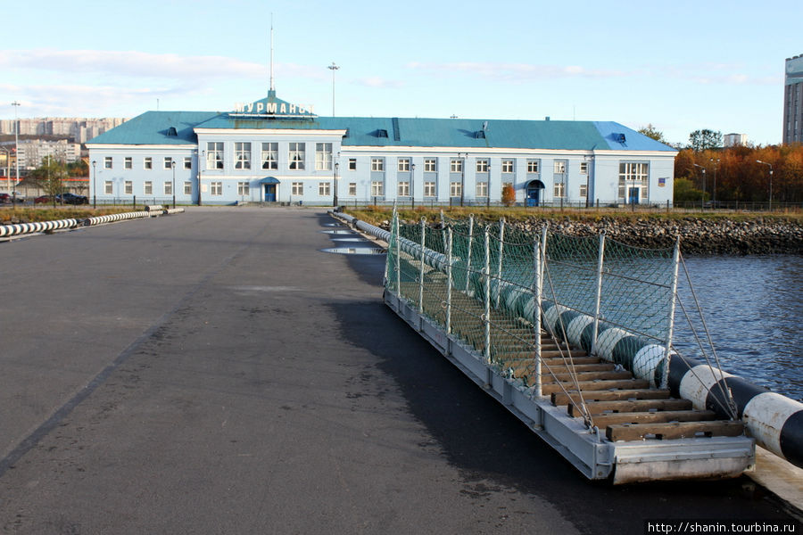 Морской порт Мурманск, Россия