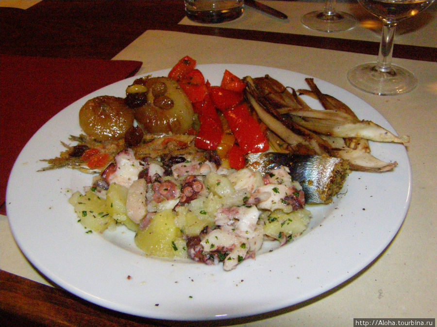 Горячая закуска — рыбное ассорти Венеция, Италия